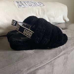 COPY - Ugg fluff yeah size 8